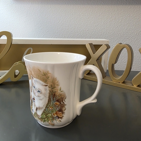 China Tea Cup - Picture 3 of 4